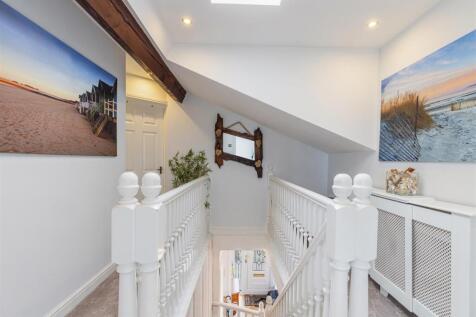 A34 - 83 Wheatlands Road, Paignton - 251001.jpg