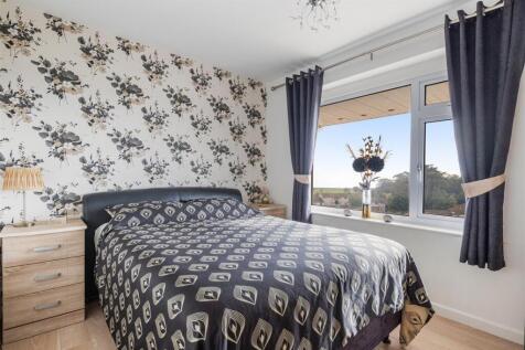 A32 - 83 Wheatlands Road, Paignton - 251001.jpg