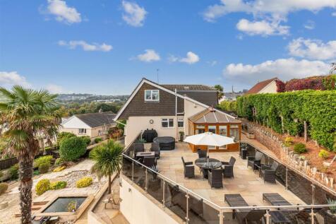 A02 - 83 Wheatlands Road, Paignton - 251001.jpg