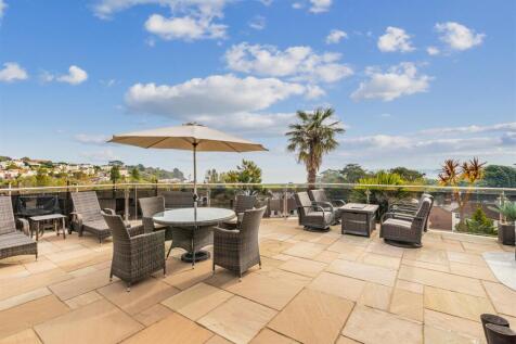 A06 - 83 Wheatlands Road, Paignton - 251001.jpg