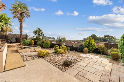 A09 - 83 Wheatlands Road, Paignton - 251001.jpg