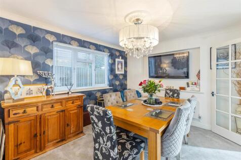 A11 - 32, Higher Lincombe Road Torquay - 251009.jp