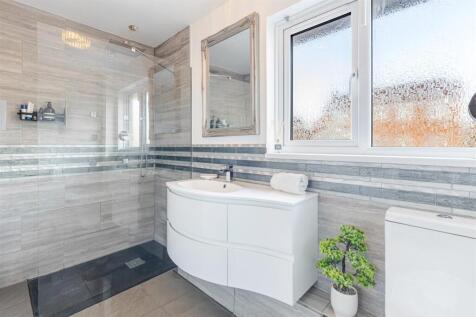 A23 - 32, Higher Lincombe Road Torquay - 251009.jp