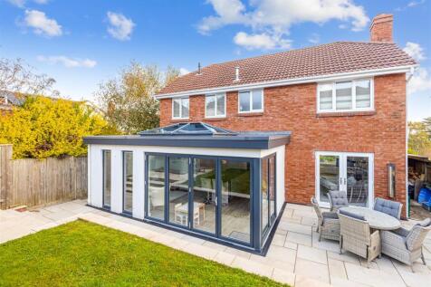 A04 - 32, Higher Lincombe Road Torquay - 251009.jp