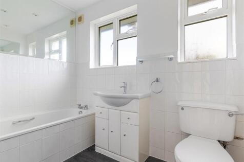 A24 - Red Tor, Seaway Lane Torquay - 251113.jpg