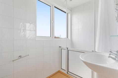 A26 - Red Tor, Seaway Lane Torquay - 251113.jpg