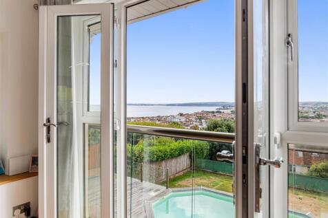 A28 - Mead Way Lower Penns Road - 250723.jpg