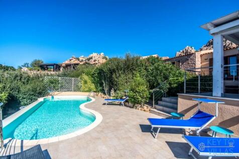 Private pool