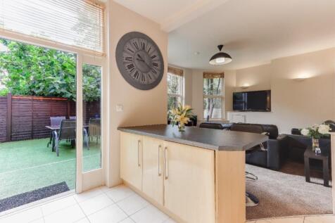 FLAT 2 WESTCLIFFE (5)