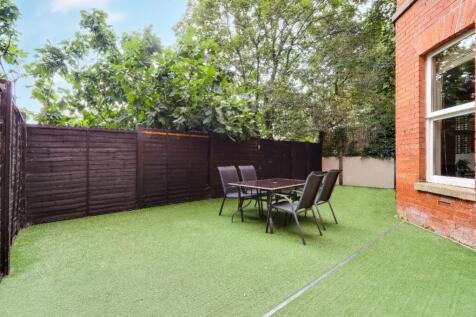 FLAT 2 WESTCLIFFE (3)