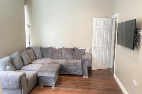 69335_7797_IMAGES_MAIN_693354