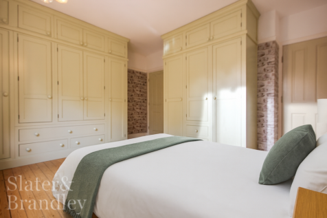 582fe8f8-0251-4499-9837-a63c240e7083