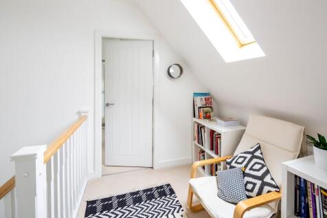 2nd Floor Landing