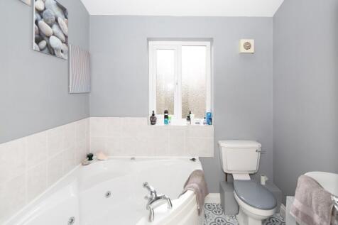 En-Suite to Bed 3