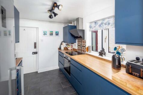 Kitchen with Extnsn