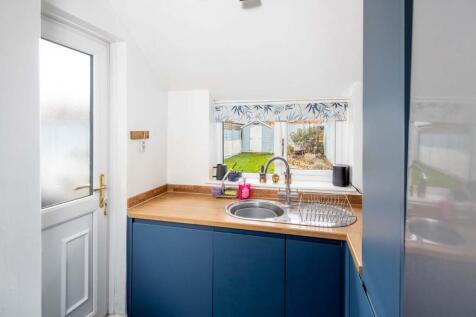 Kitchen with Extnsn