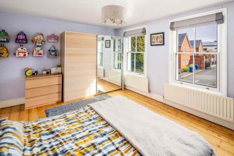 1st Floor Bed One