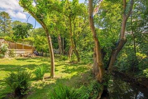 Waterside Garden