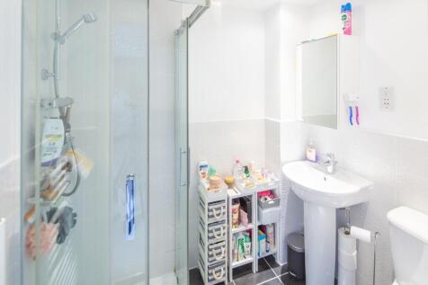 En-Suite to Bed One