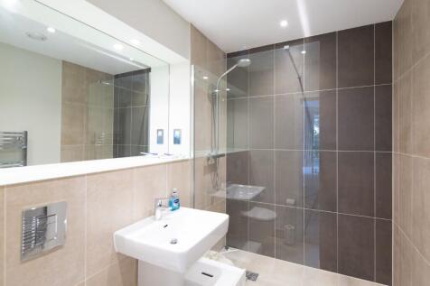En-Suite to Bed One