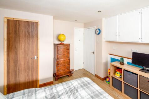 Gnd Fl Bed Four