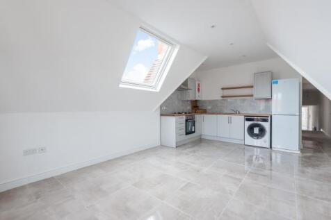 Living Room/Kitchen