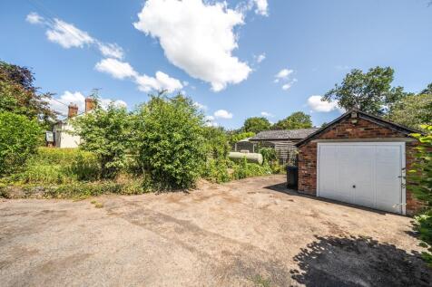 Driveway &amp; Garage