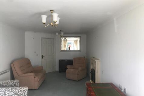 Sitting room 2.jpg