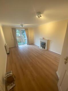 Living room New.jpg
