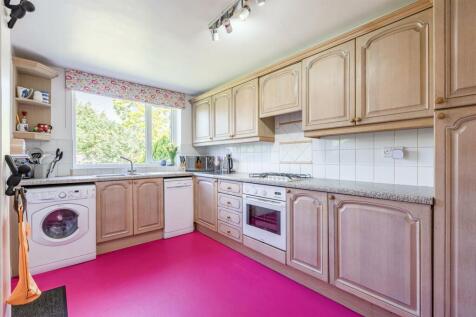 14 Gaveston Close - 20.jpg