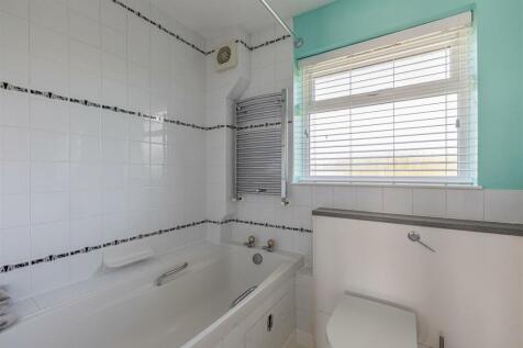 14 Gaveston Close - 25.jpg