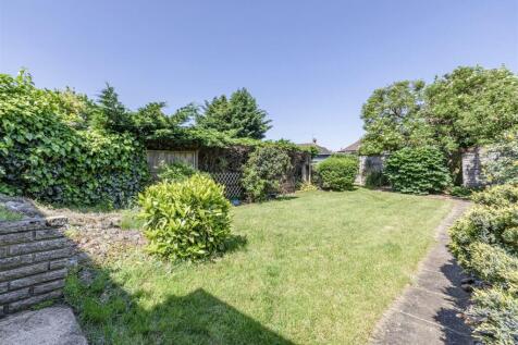 14 Gaveston Close - 8.jpg
