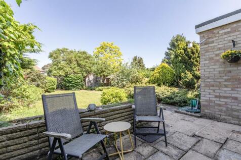 14 Gaveston Close - 7.jpg