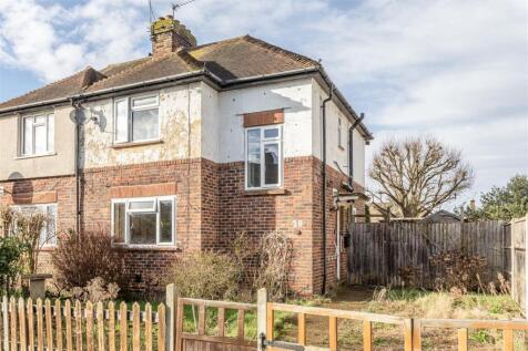 38 Eden Grove Road Byfleet, KT147PX - 16.jpg