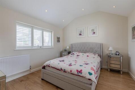 master bedroom.jpg