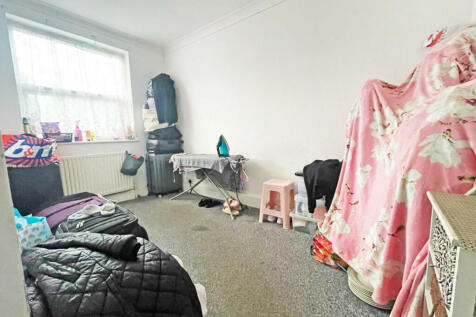 FF Bedroom 2