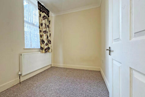 Flat 1