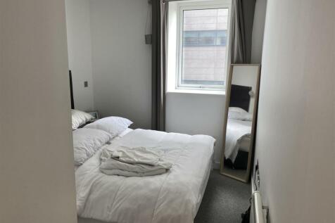 bedroom.jpg