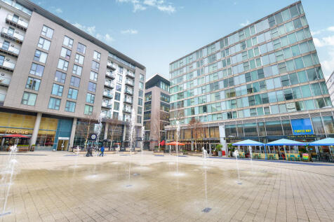The Hub Piazza