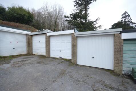 Garage/Parking