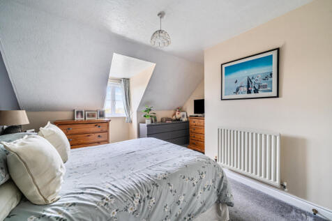 1371649-16-68f906...