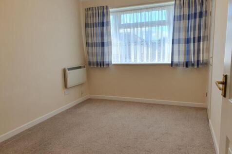 Bedroom 2.jpg