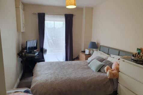 Master Bedroom.jpg