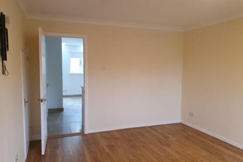Lounge from hallway.jpg
