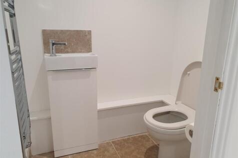 Downstairs wc.jpg
