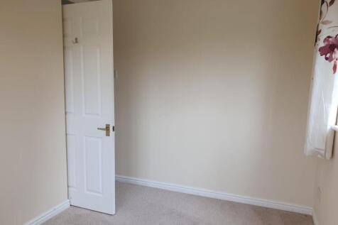 Bedroom 2 to door.jpg