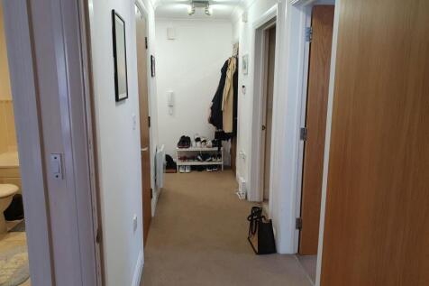 Hallway.jpg