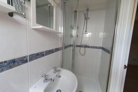 Shower room.jpg