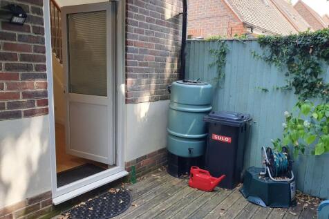 Decking to door.jpg