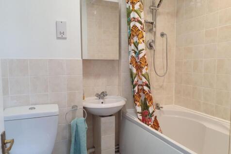 Bathroom.jpg